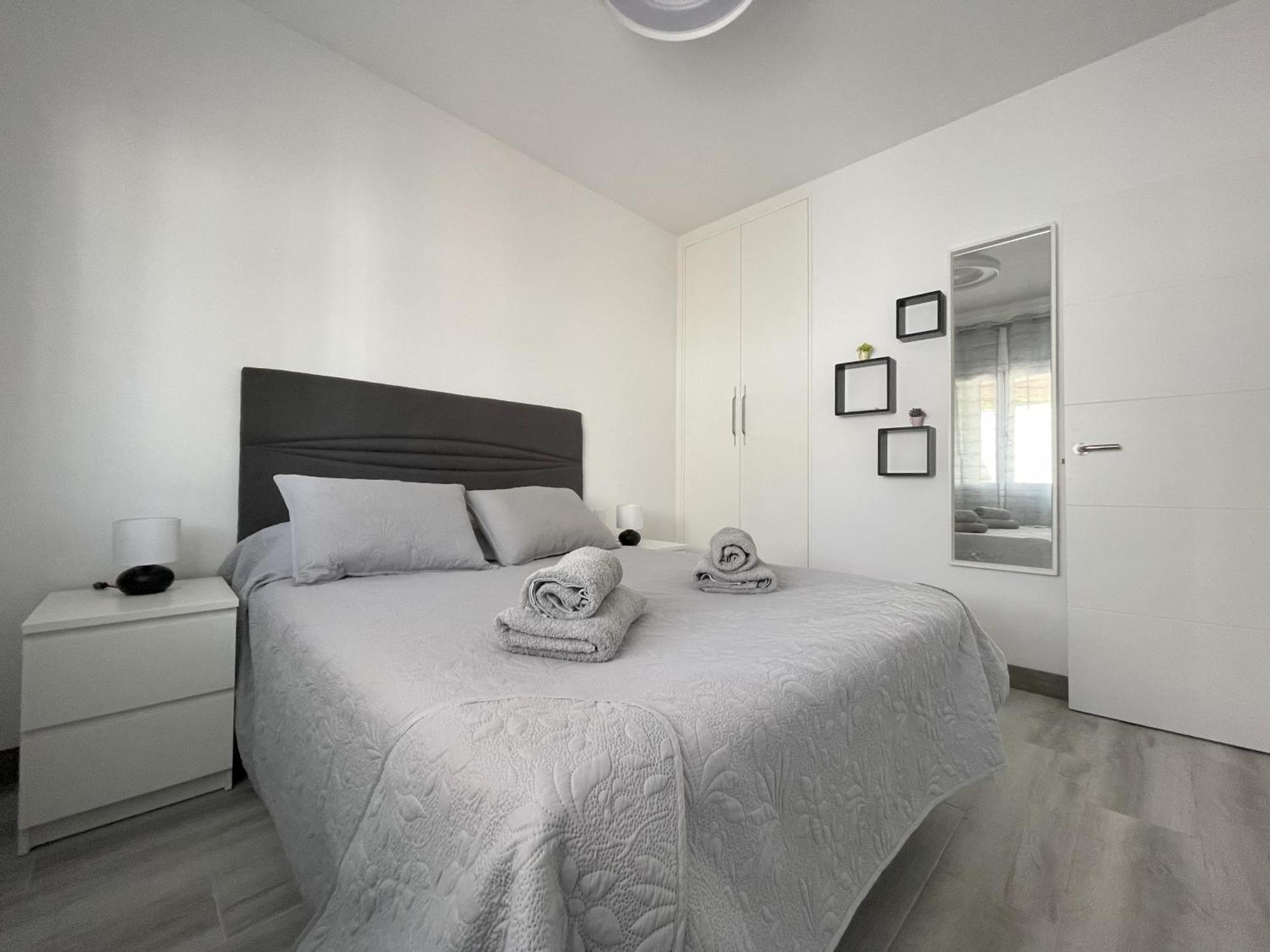 Newly Renovated Apartment With 2 Terrace, 2 Bedroom, 5Min Beach Puerto de Santiago  Luaran gambar