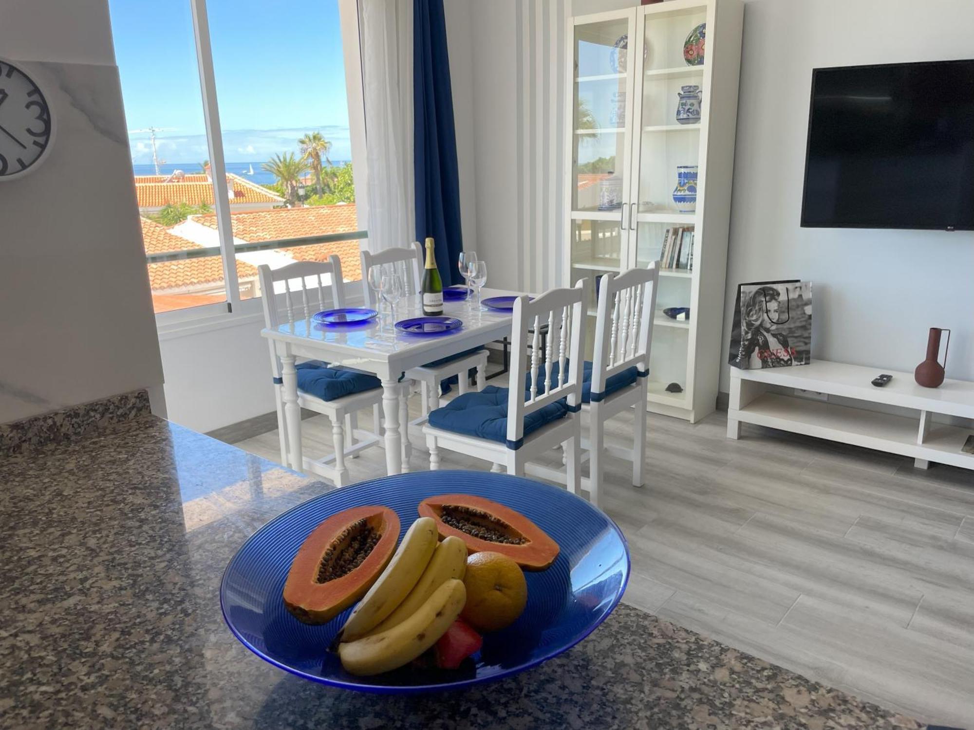 Newly Renovated Apartment With 2 Terrace, 2 Bedroom, 5Min Beach Puerto de Santiago  Luaran gambar