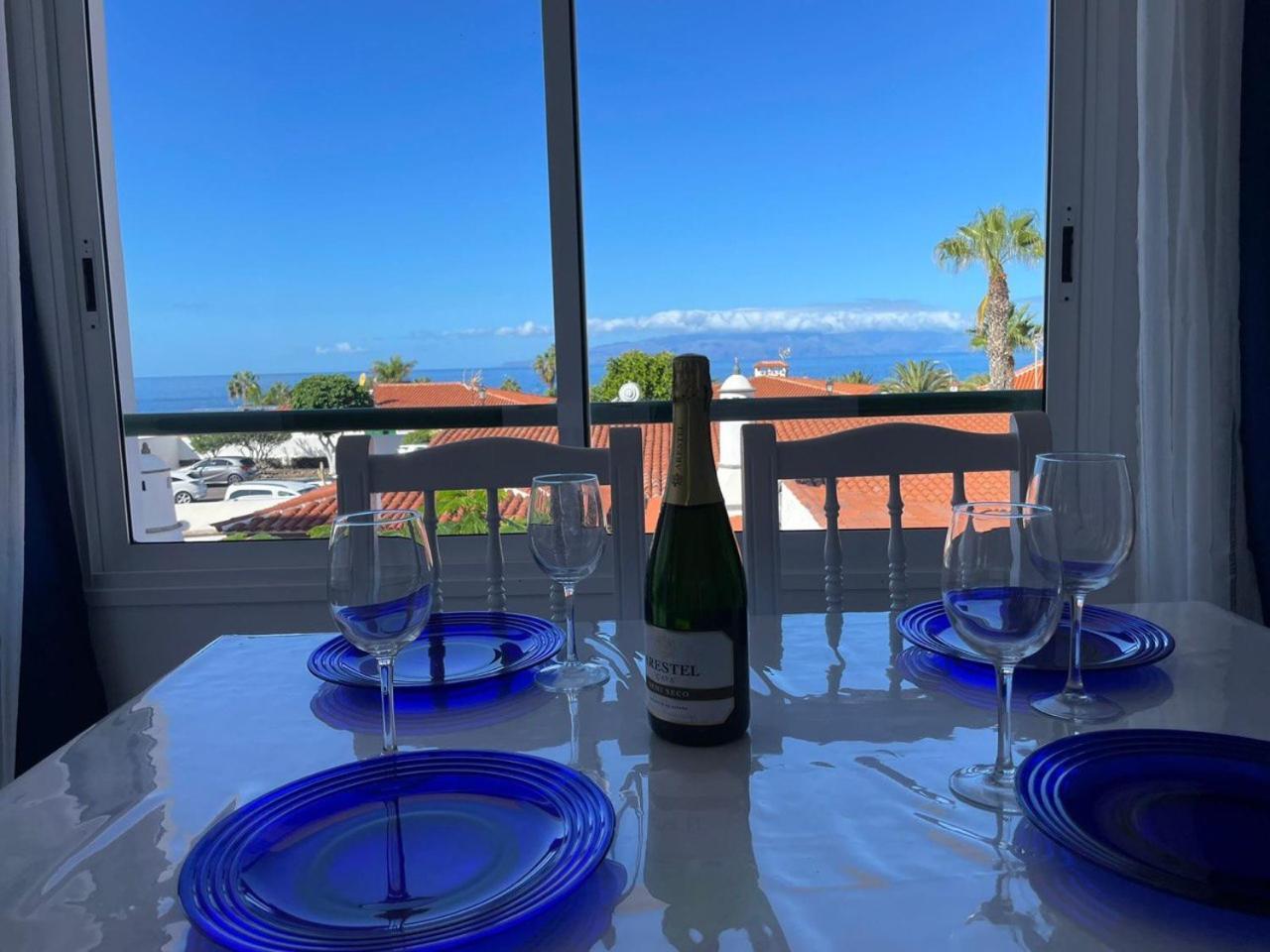 Newly Renovated Apartment With 2 Terrace, 2 Bedroom, 5Min Beach Puerto de Santiago  Luaran gambar